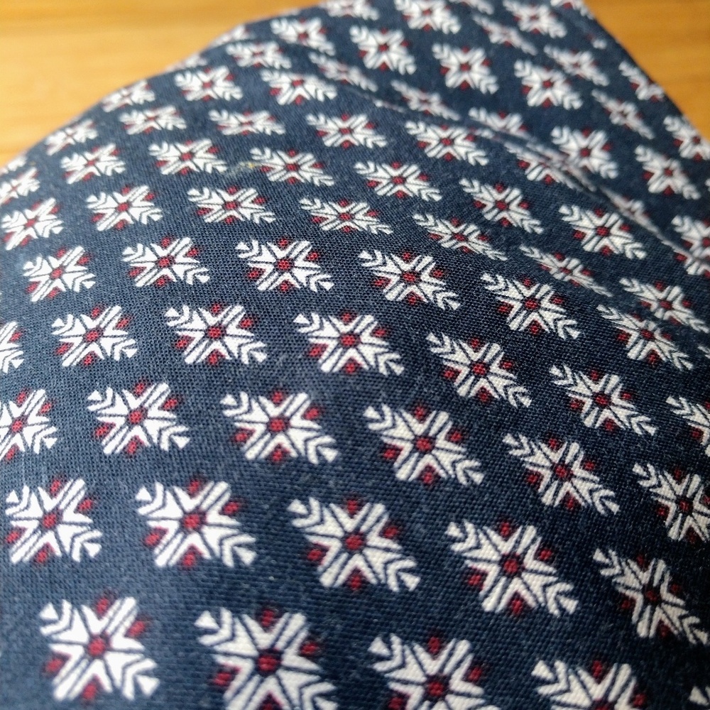Ankle-length Patterned Slacks - Picture 3 of 3